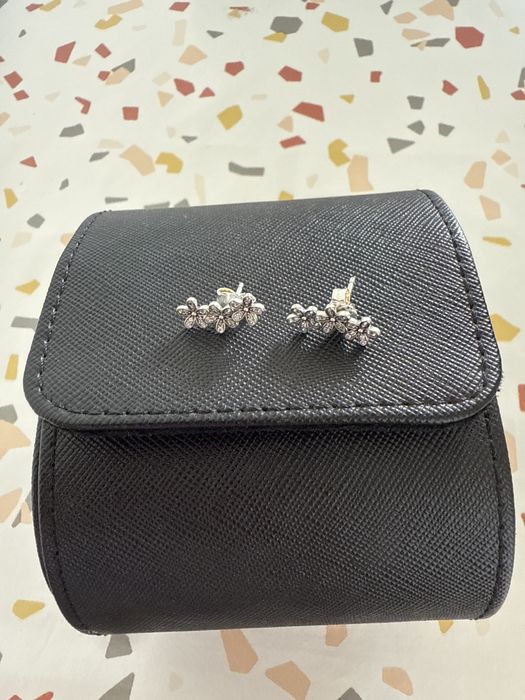 Pandora Dazzling Daisy Clusters Stud Earrings 290744CZ  обеци