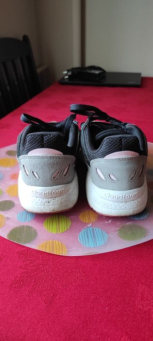 Маратонки адидас 38 номер