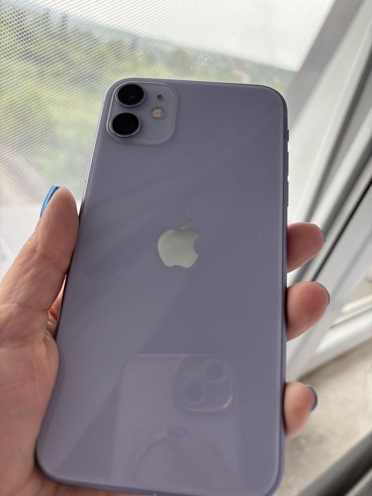 Iphone11 128 GB cu husa si folie de protectie