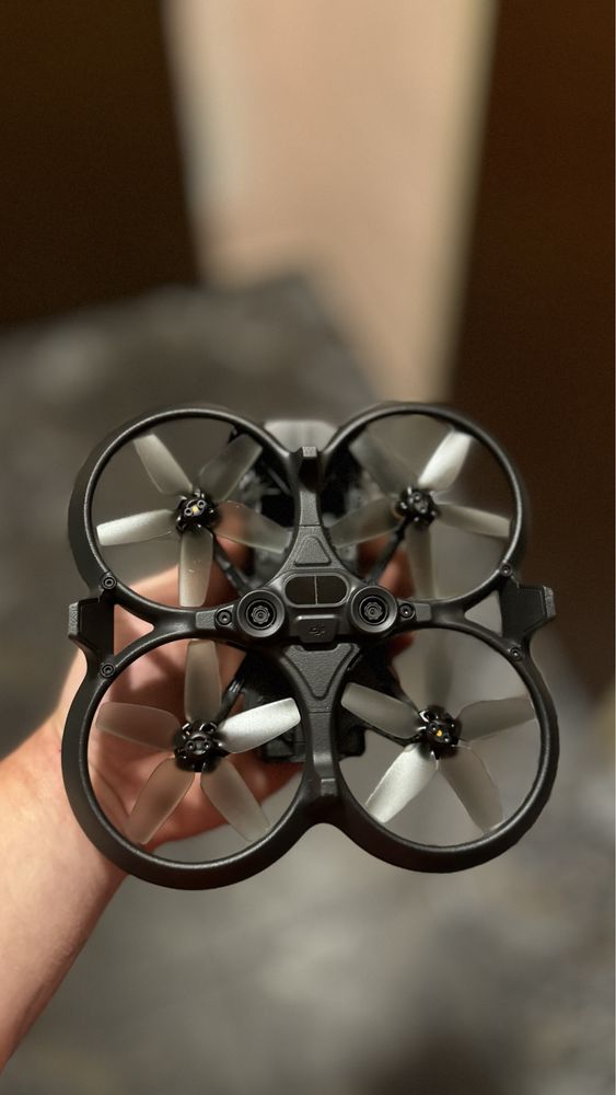 FPV дрон с очила DJI Avata