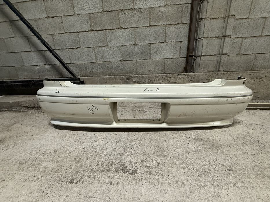 Задний бампер Toyota Mark 2 JZX100