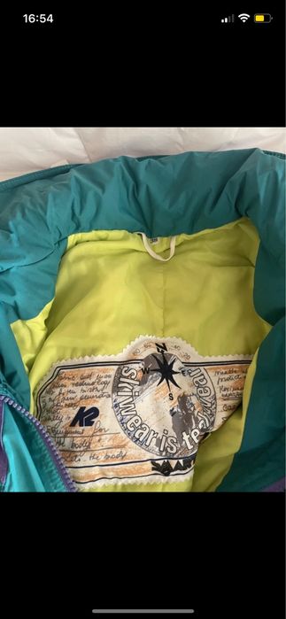 Costum pentru ski