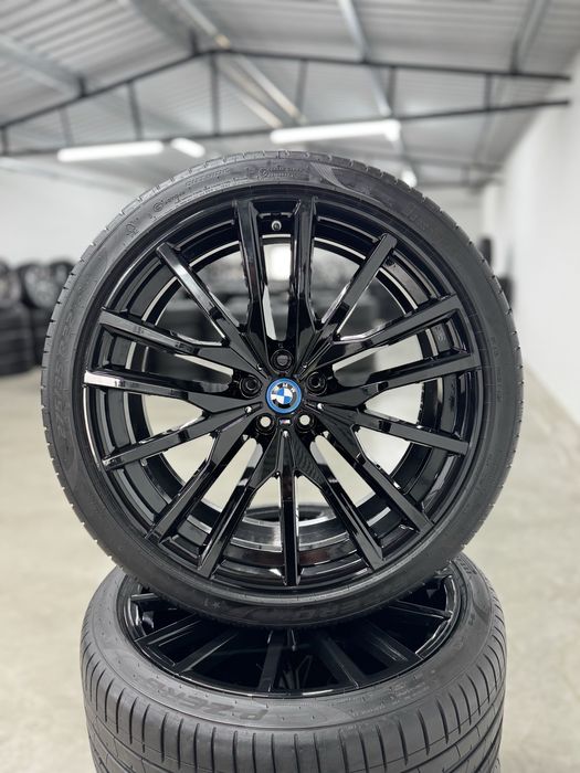 Jante Bmw X5 X6 R22 G05 G06 Originale M742 Pirelli 35/2024 Vara 99%