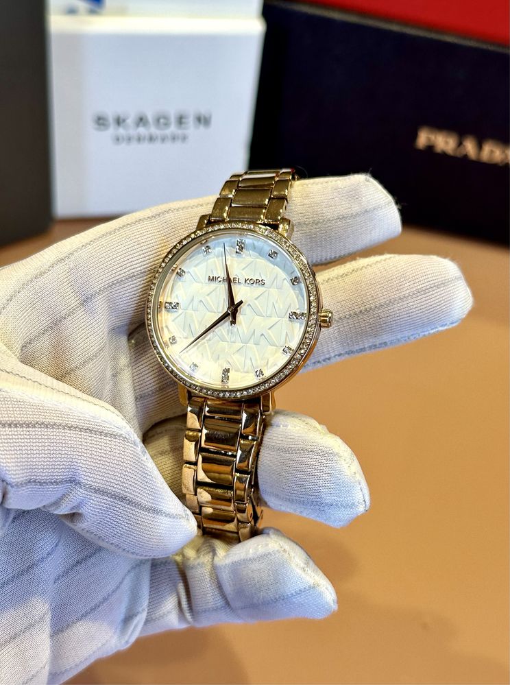 Оригинален дамски часовник  MICHAEL KORS PYPER MK4594