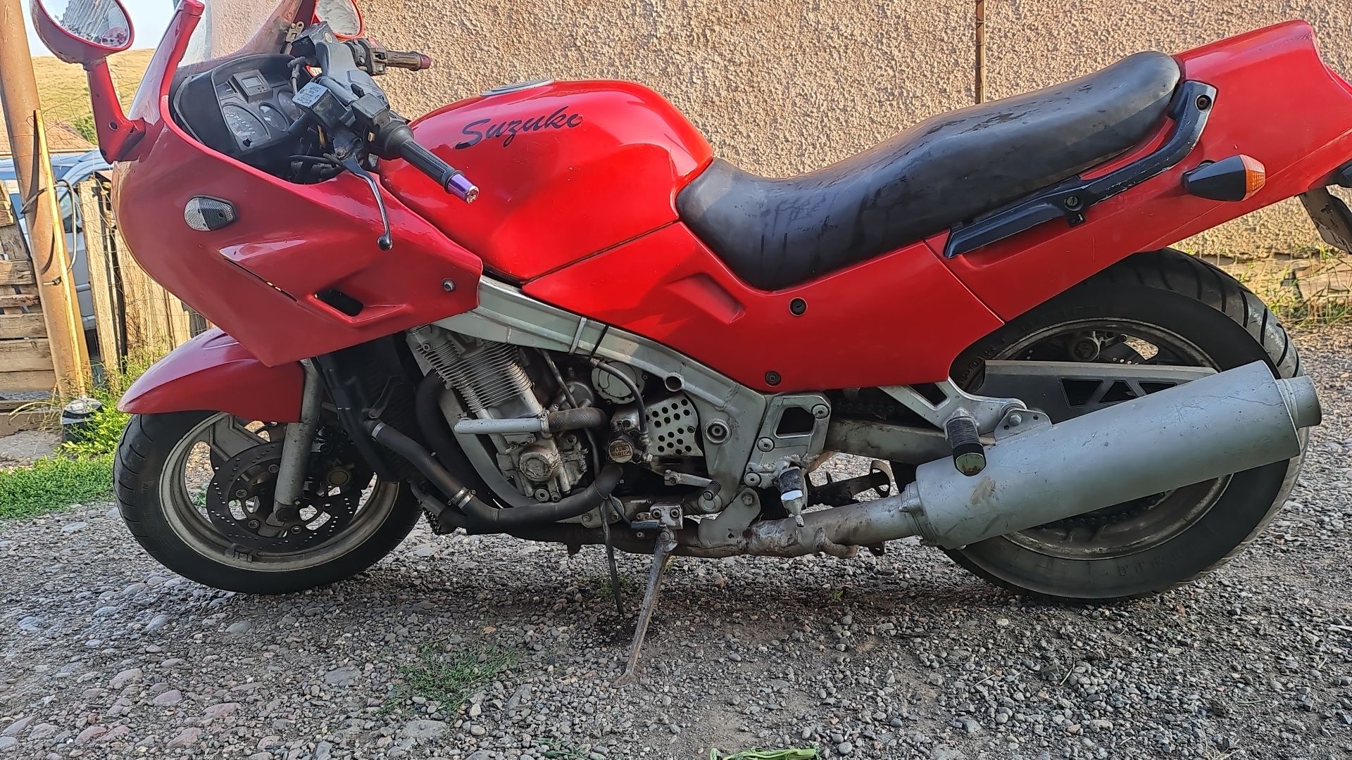 suzuki1100cc de viteza