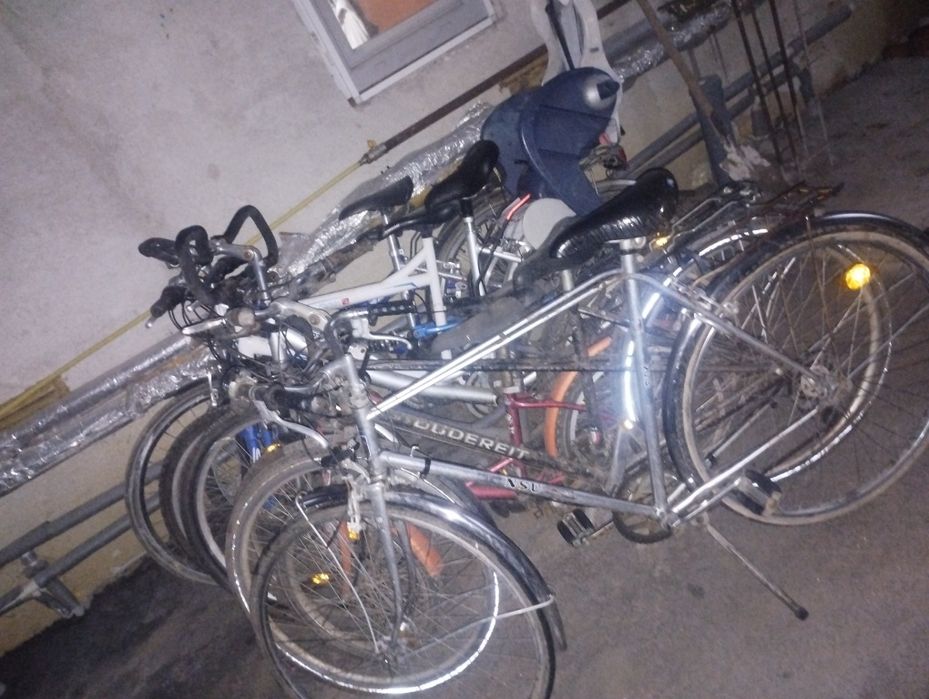 Vând biciclete la pachet