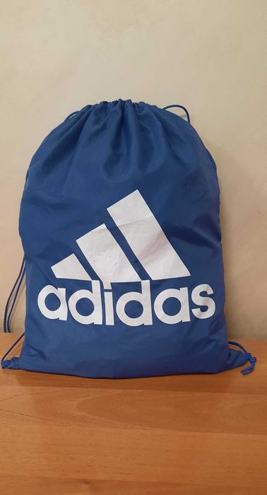 Adidas-Много Запазена