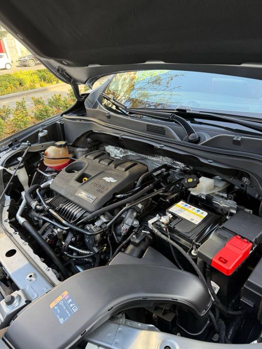 Tracker Premier 2021/2022 (China) 325T