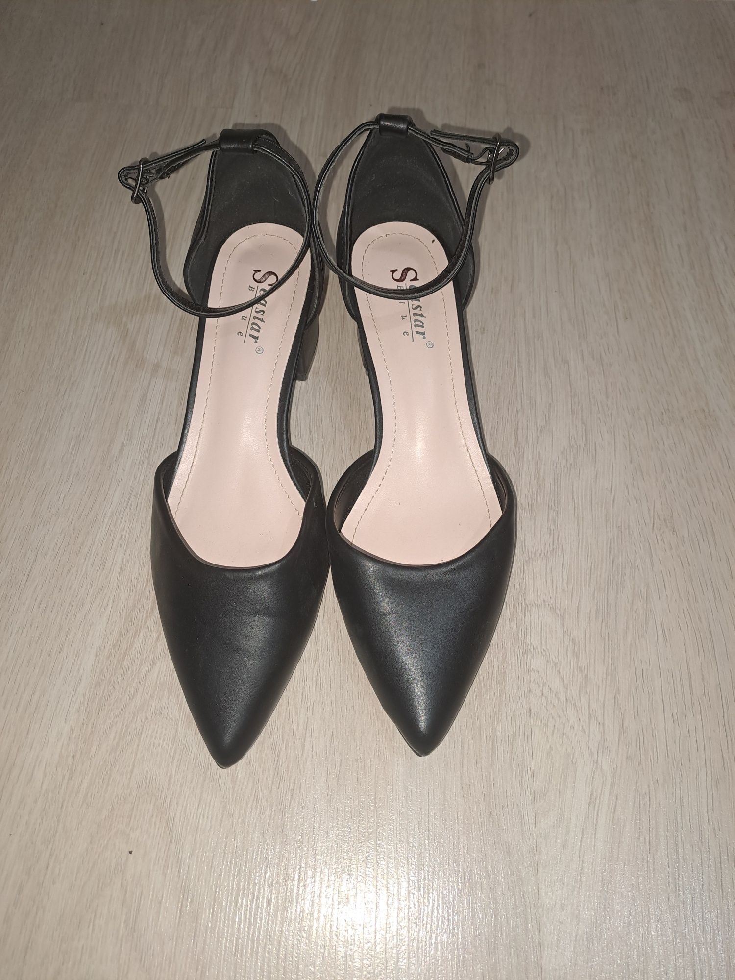 Черни дамски обувки