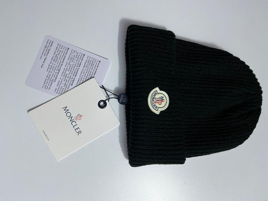 Шапка Moncler