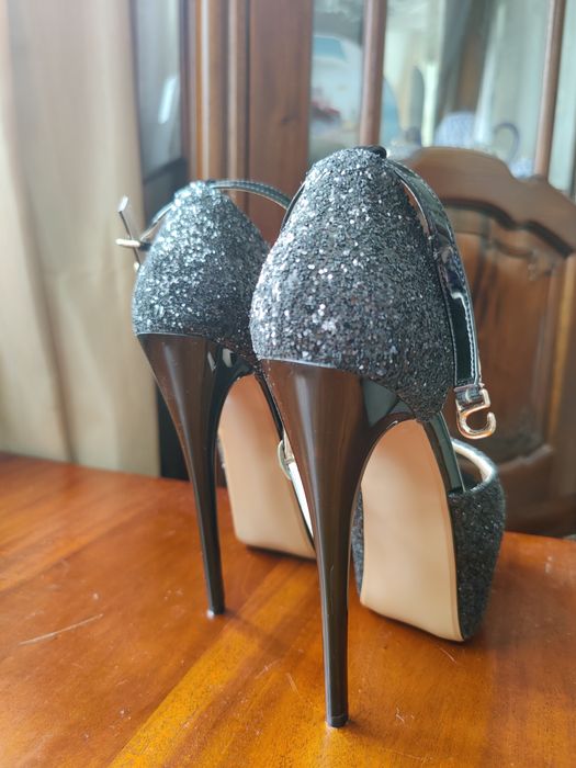 Токчета Christian Laboutine 39 номер