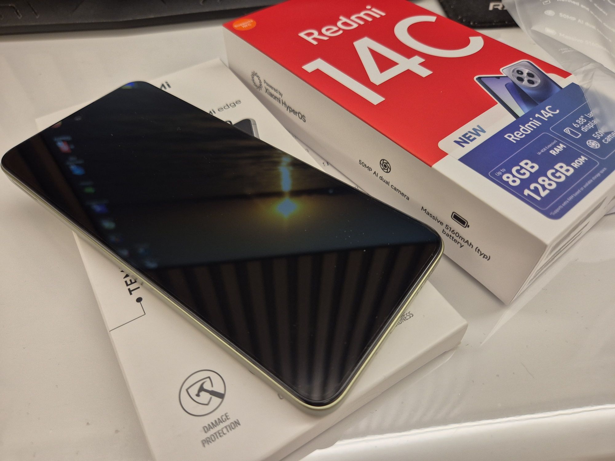 Redmi 14C 8GB 128GB + подарък