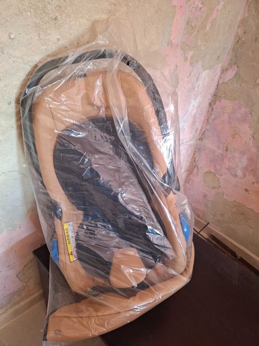 Детска количка отлична