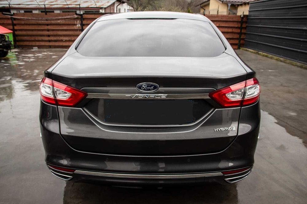 Ford Mondeo Vignale Hybrid 2019