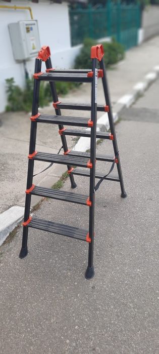 Scara metalica dubla