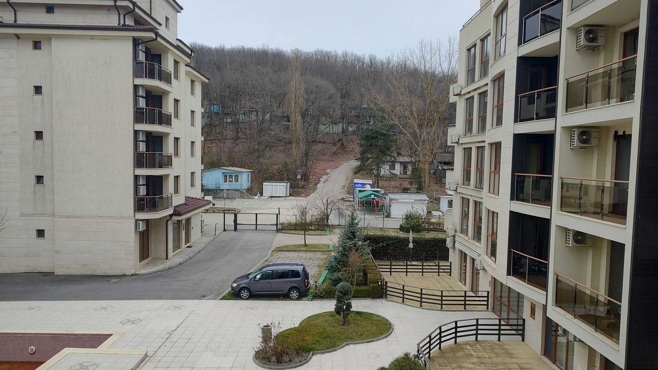 Продава се Едностаен апартамент в с. Шкорпиловци, Област Варна - 44 кв.м за 1319 €/кв.м - Снимка #12