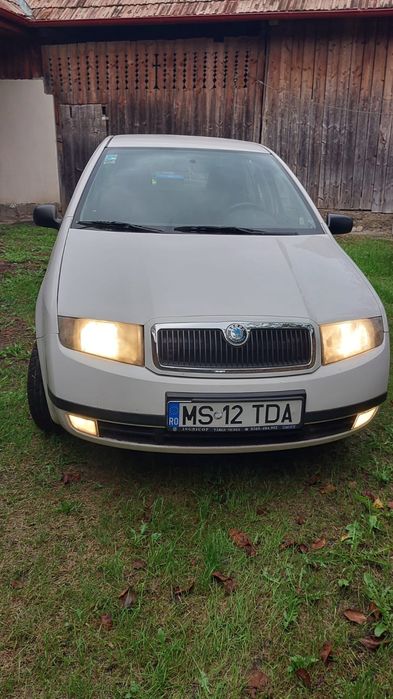 Vând Skoda Fabia