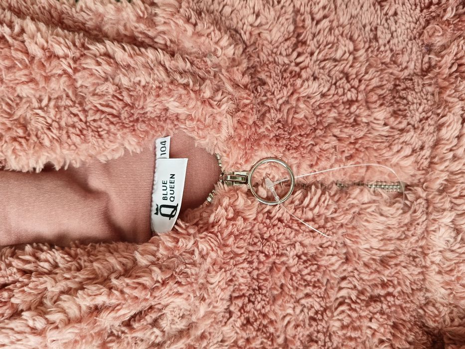 Hanorac pufos Blues Queen măr.104