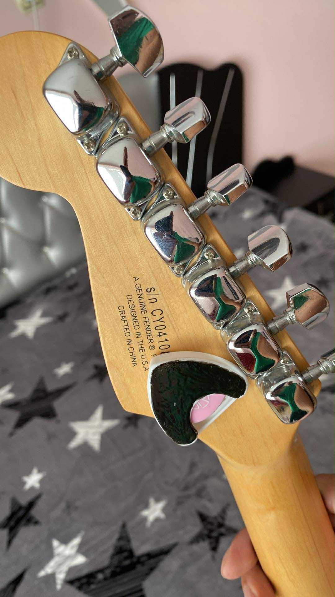 Squier Bullet Strat