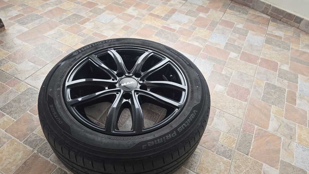 Jante 16" MAK Fahr Glossy Black +Hankook Ventus Prime3
