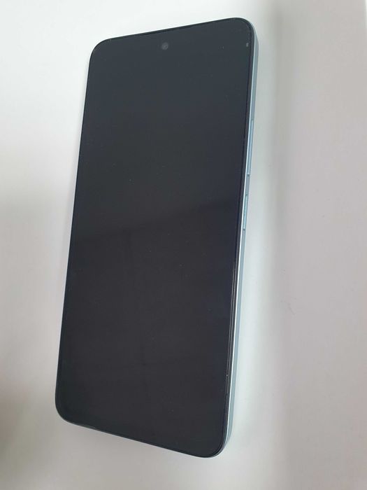 Xiaomi Redmi 13  (128GB)6GB RAM-нов