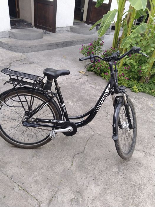 Elektro velosiped sotiladi