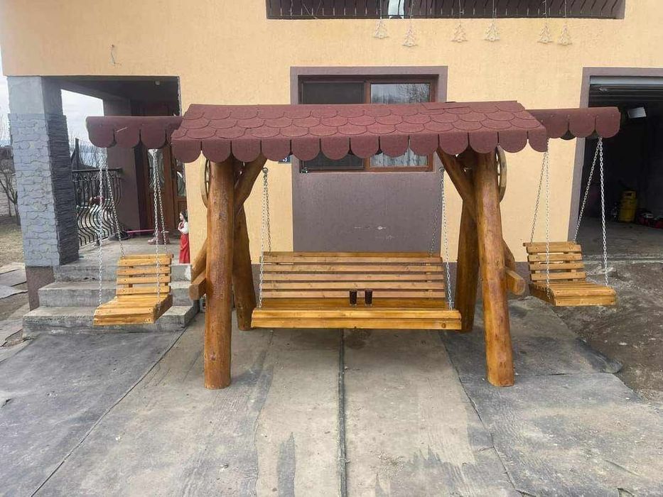 Leagan rustic din lemn
