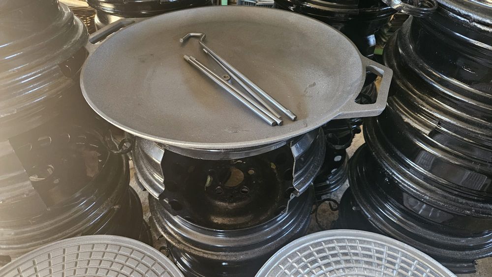 Sobă grădină / pirostrie din jante auto