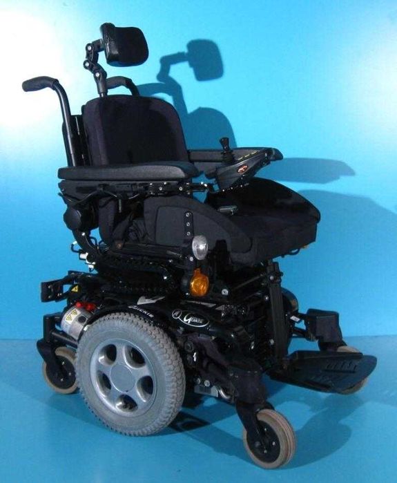 Carucior electric invalizi Quickie Groove M - 6 km/h