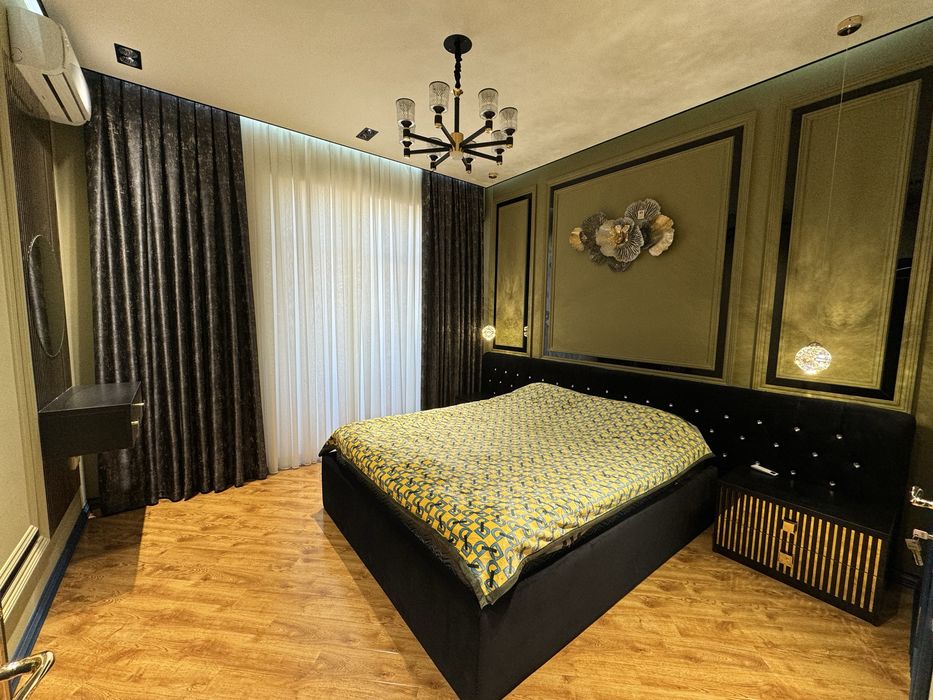 Продется новостройка ц1 2 комнат 8етаж на против Бибигона