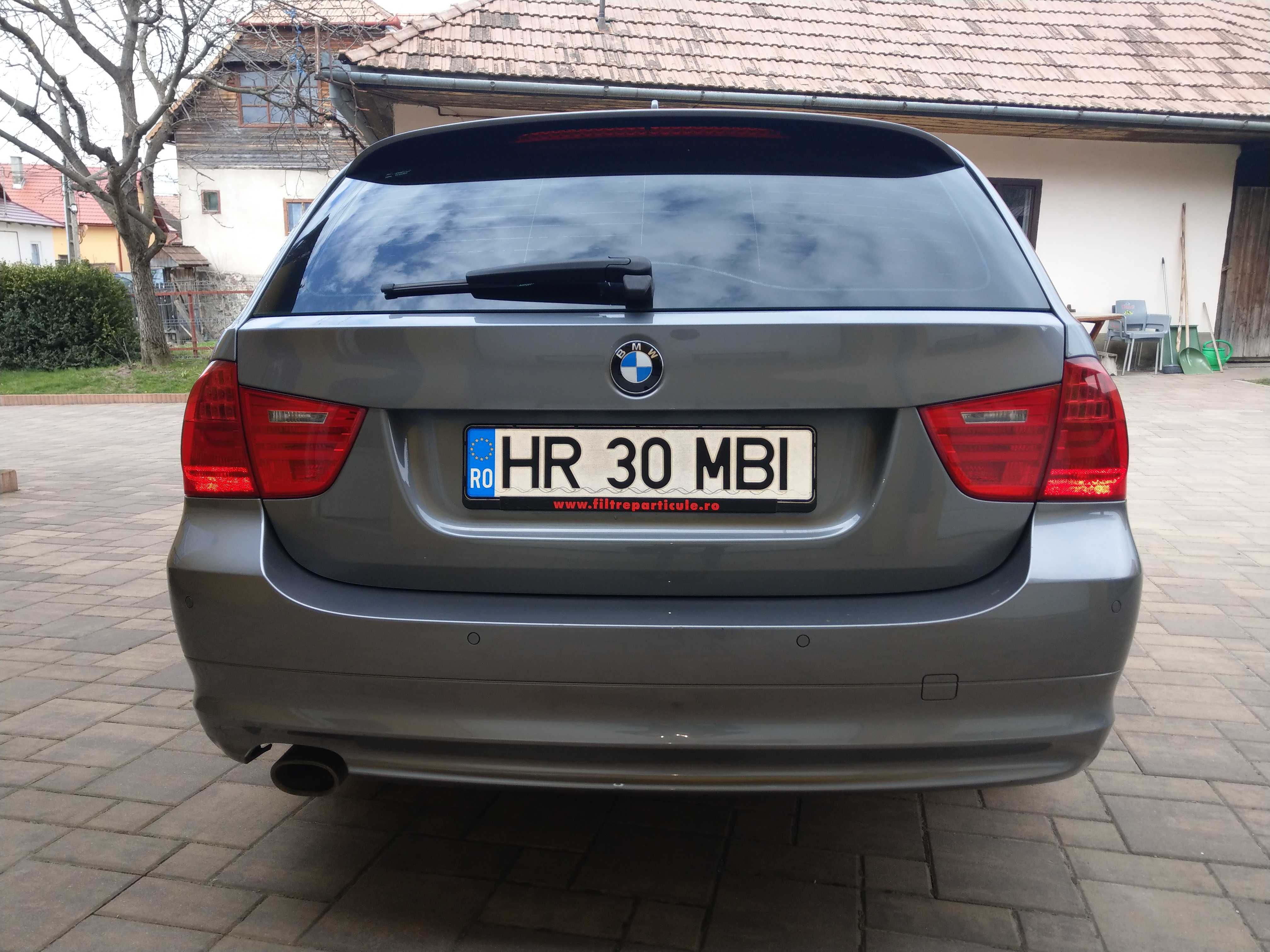 BMW Seria 3 320d Touring xDrive Sport-Aut. Luxury Line