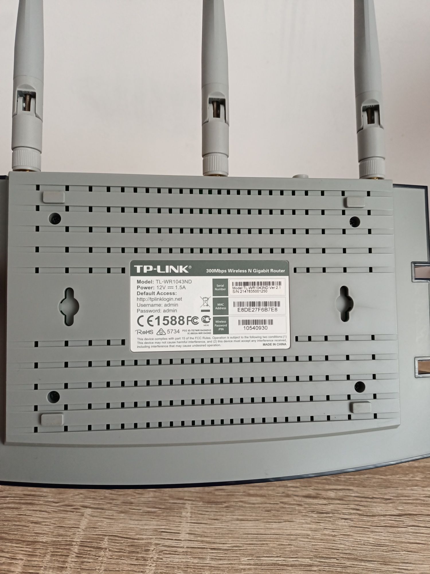 Vând router wireless TP-Link
