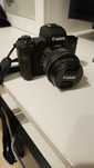 Canon m50 2 обектива всички екстри