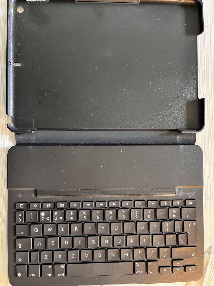 Tastatura Logitech Slim Folio iPad7/iPad Air 3