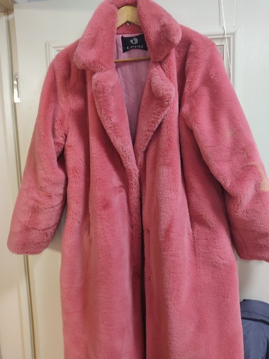 Продам экошубку из розового меха