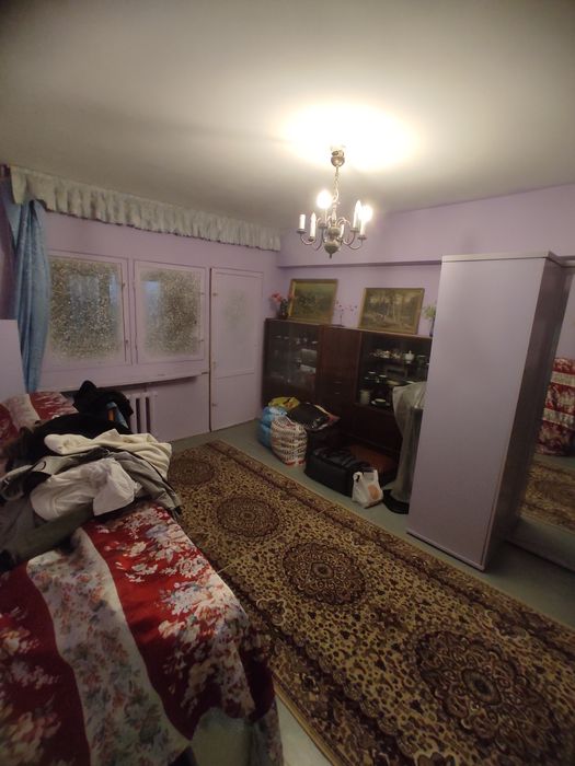 Продается квартира в центре города.