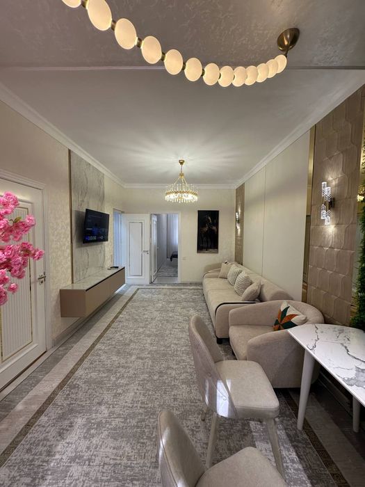 Продаётся квартира Чиланзар квартал 18. 2х комнатная