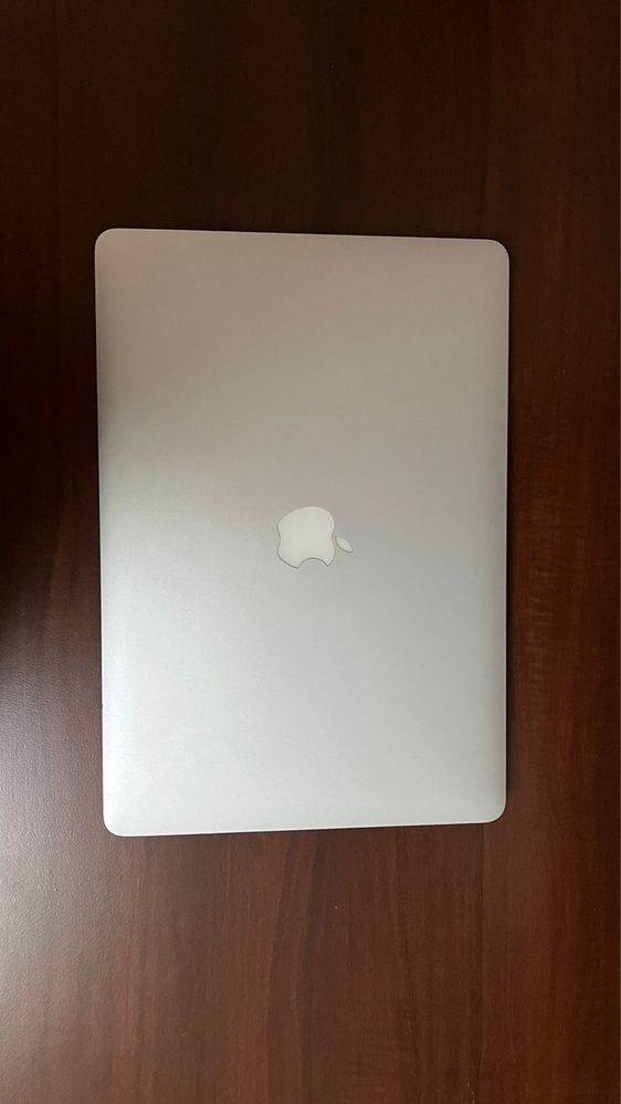 Macbook Pro  (Retina, 15-inch, mid 2015)