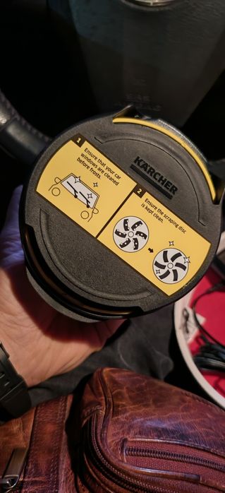 Karcher de dat gheata de pe parbriz/geamuri