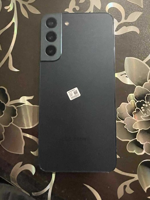 Продавам SAMSUNG S22 Plus