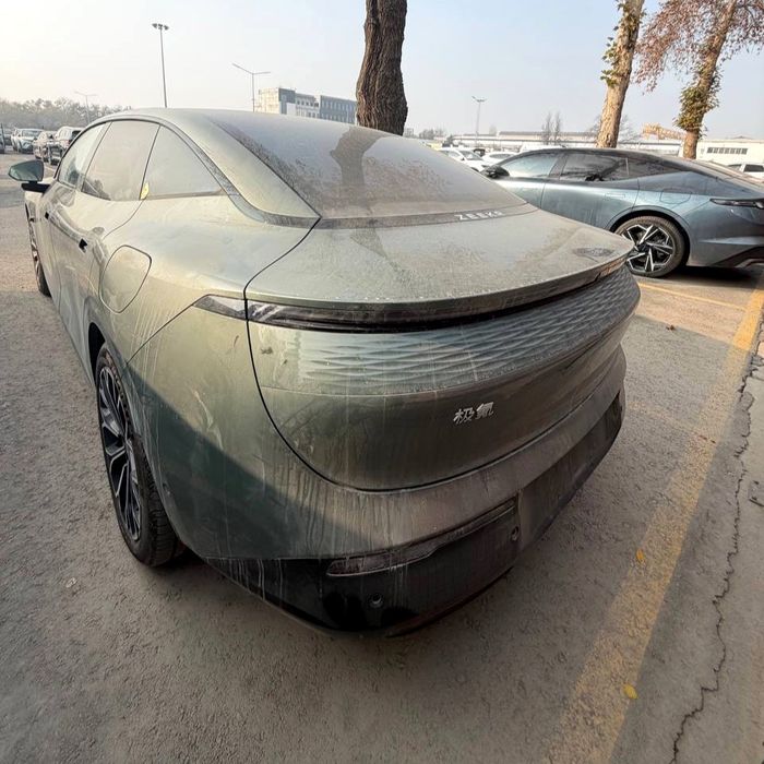 Zeekr 007 smart 2024 йил