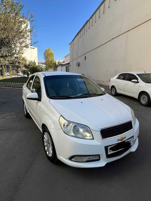 Nexia 3 Avtomat sotiladi