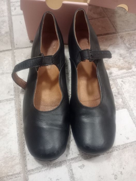 Скарпини за народни танци