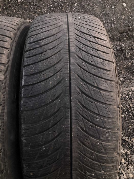 Всесезонни Гуми 235 60 18 Michelin dot 19
