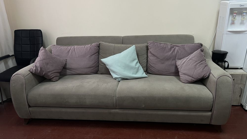 Продам диван самовывоз