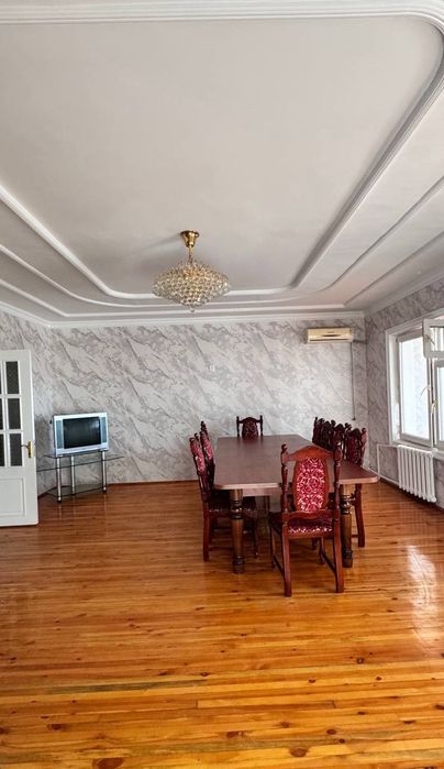 Чилонзор тум. "Ц" квартал. 4хона/8/9.  164м²