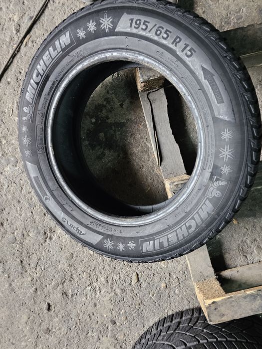 2 anvelope iarna 195 65 15 Michelin 2020