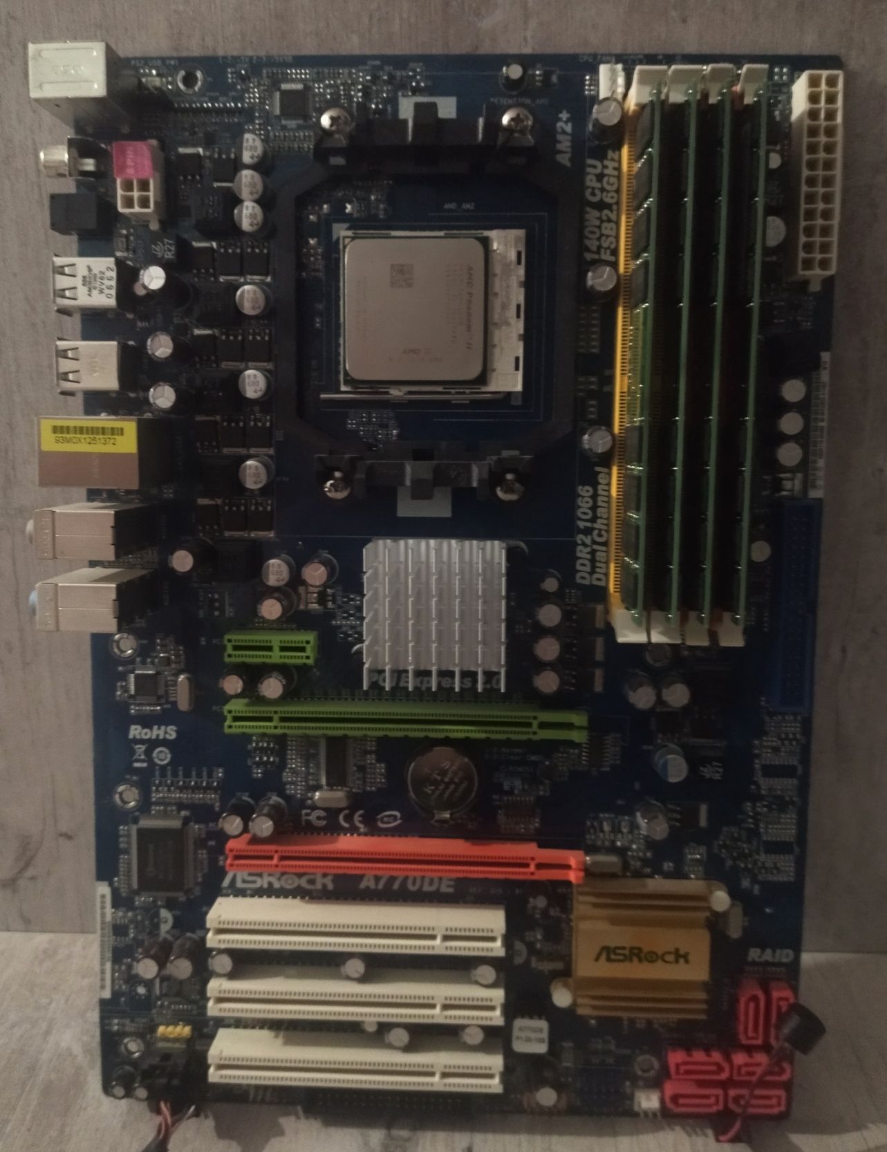 ASRock A790GXH/128M AMD Phenom II 4xRAM