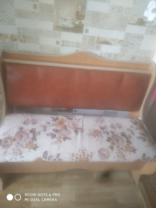 Уголок кухонный б/у