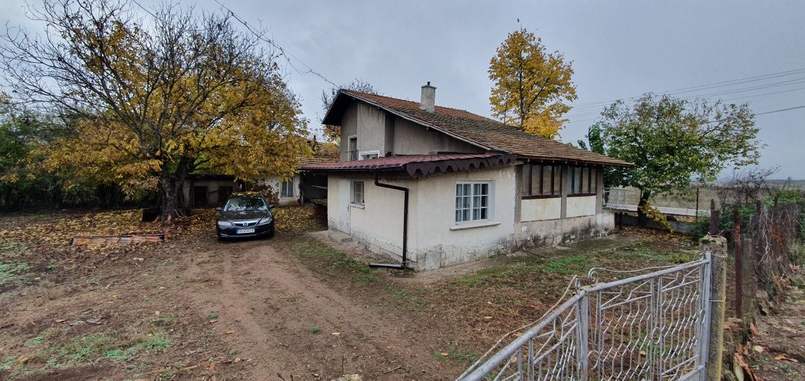 Продава се Къща в Брусарци - 300 кв.м за 68 €/кв.м - Снимка #12